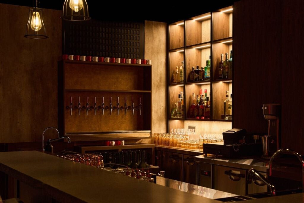 Alex Pun Bar Oasis bar area