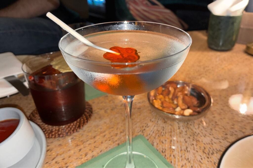 Five restaurants and four bars to visit for your next Singapore weekend trip 6 Singapore weekend food and bar itinerary MO Bar