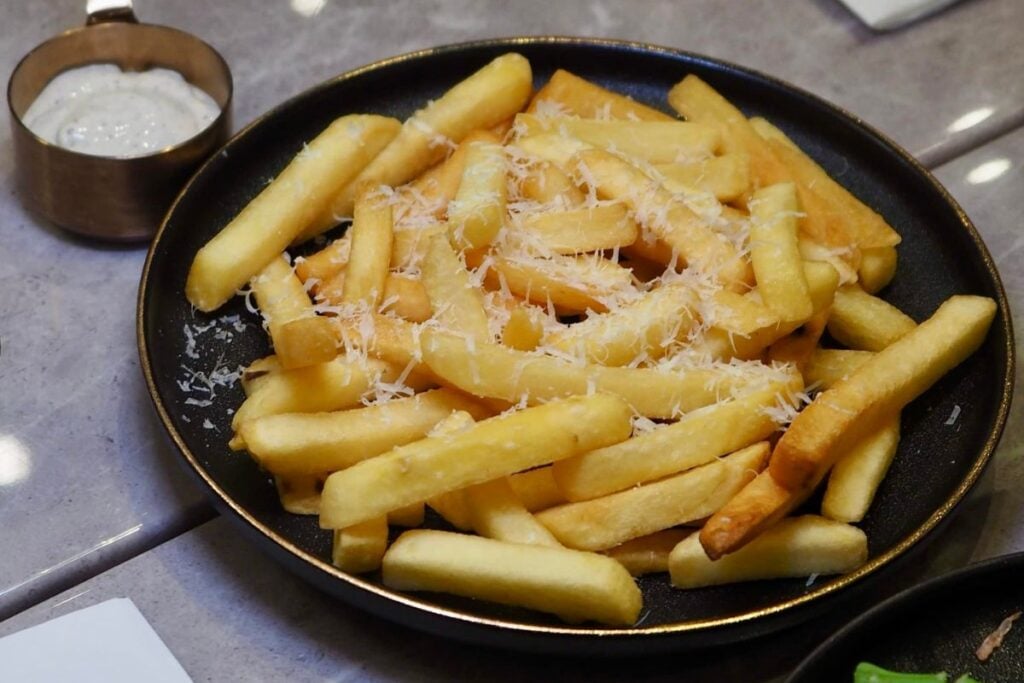 Fries Fanatic has reviewed more than 200 fries in Hong Kong, raising the city’s great potato standard 2 Fries Fanatic truffle fries