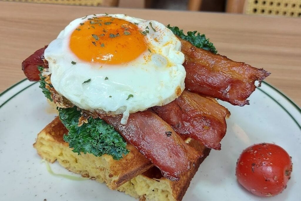 The top spots for breakfast in Central, from bagel specialists to pancake purveyors 5 Green Waffle Diner The top spots for breakfast in Central, from bagel specialists to pancake purveyors