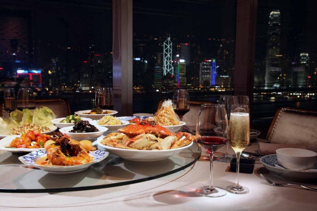Where to eat and drink over 48 hours in Hong Kong for your next weekend trip 7 48 hours eating drinking Hong Kong itinerary weekend trip Yè Shanghai