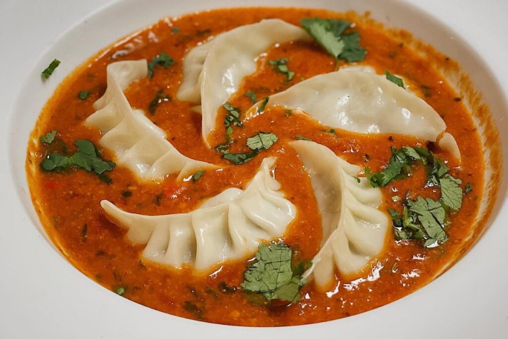 Where to eat and drink over 48 hours in Hong Kong for your next weekend trip 10 48 hours eating drinking Hong Kong itinerary weekend trip Manakamana