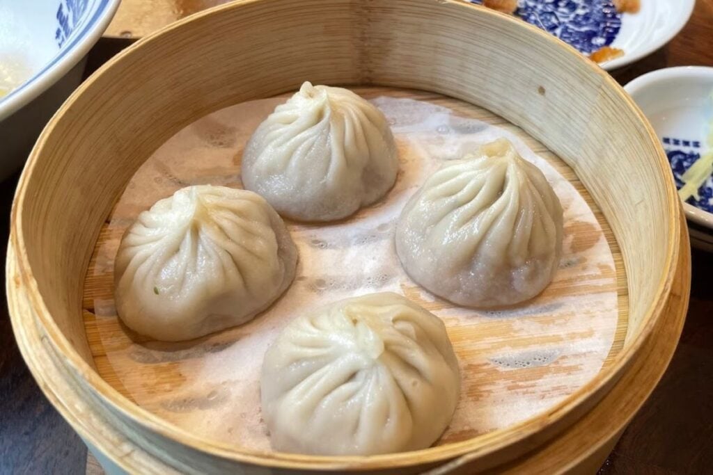 Where to find the best xiao long bao in Hong Kong 7 lulu BAOBAO where to find the best xiao long bao in Hong Kong