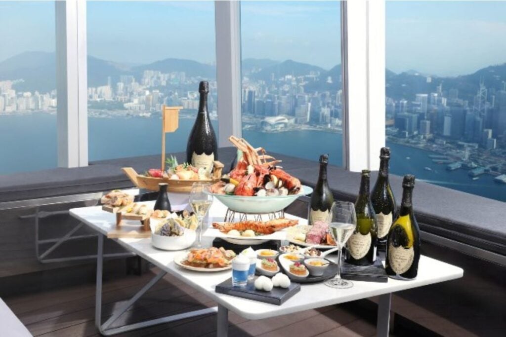 Where to brunch in Hong Kong in 2025, from family-friendly menus to free-flow adults-only blowouts 8 OZONE Where to brunch in Hong Kong in 2025