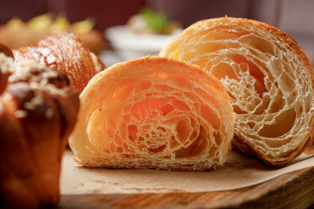 The best bakeries in Hong Kong for bread, pastries, and sweet desserts 12 best bakeries in Hong Kong LMO Freshly Baked