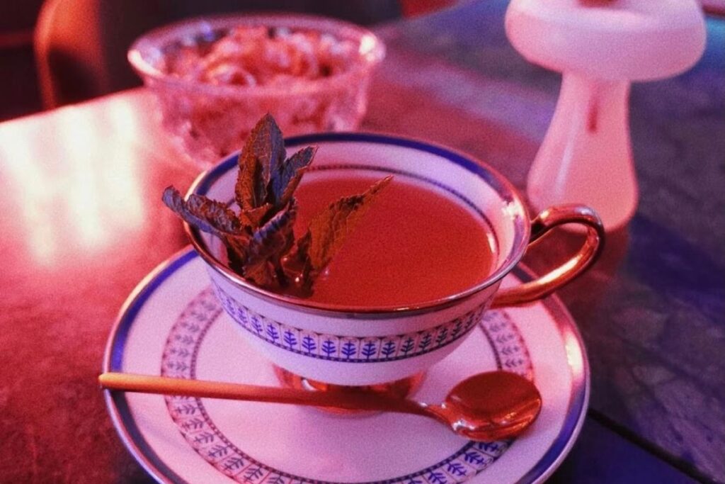 The best bars in Wan Chai, from gastropubs to cocktail bars 3 Dirty Laundry best bars Wan Chai