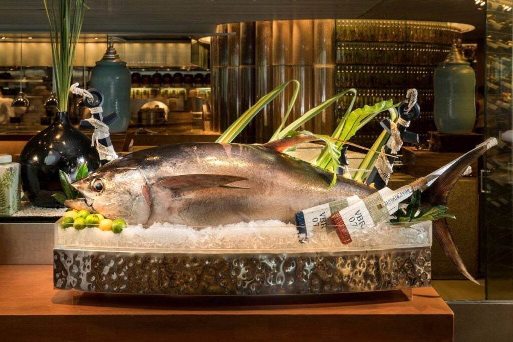 The best buffets in Hong Kong for your next all-you-can eat meal 4 best buffets hong kong Cafe TOO Island Shangri-La