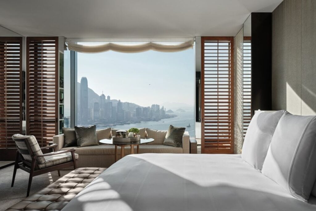 The best hotels to book in Hong Kong for wining and dining, from affordable to luxurious 9 best hotels for foodies in Hong Kong Rosewood Hong Kong