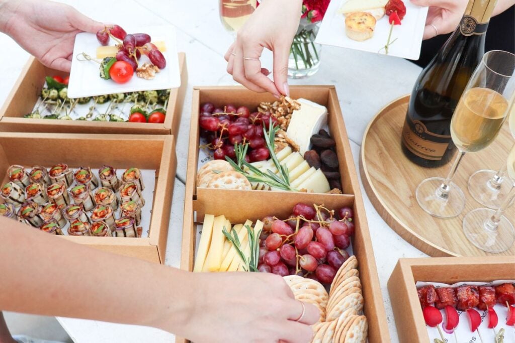 The best junk boat catering options for the hot summer season 2 best junk boat catering options Gingers