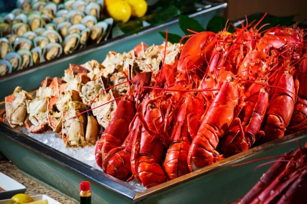 The best restaurants in Admiralty for business lunches and luxurious dinners cafe TOO