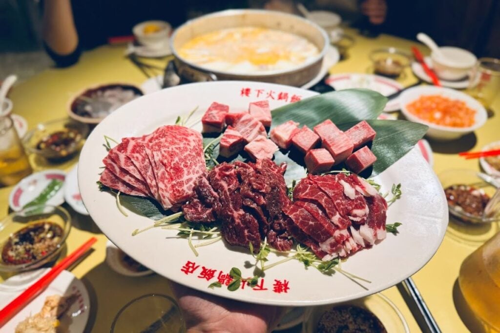 The best restaurants in Causeway Bay, Hong Kong’s hub for delicious food 11 The best restaurants in Causeway Bay, Hong Kong’s hub for delicious food Lau Haa Hot Pot Restaurant