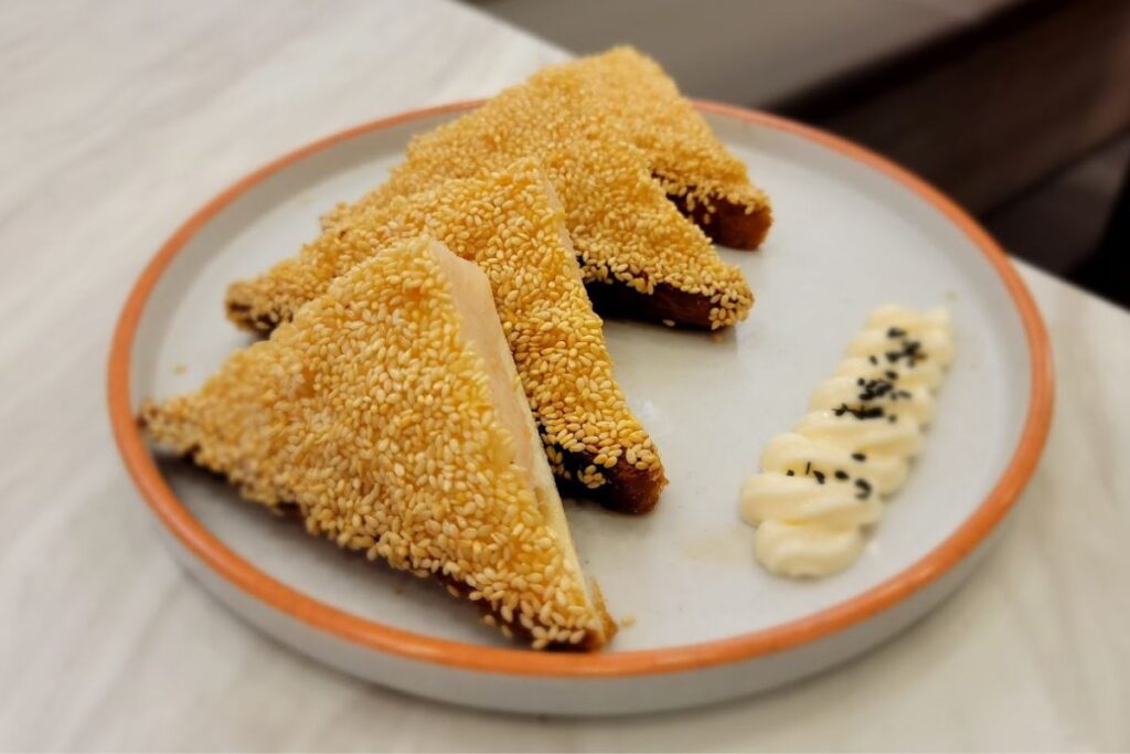 The best restaurants in Sai Ying Pun, from neighbourhood spots to destination dining 6 best restaurants in Sai Ying Pun Chau Kee