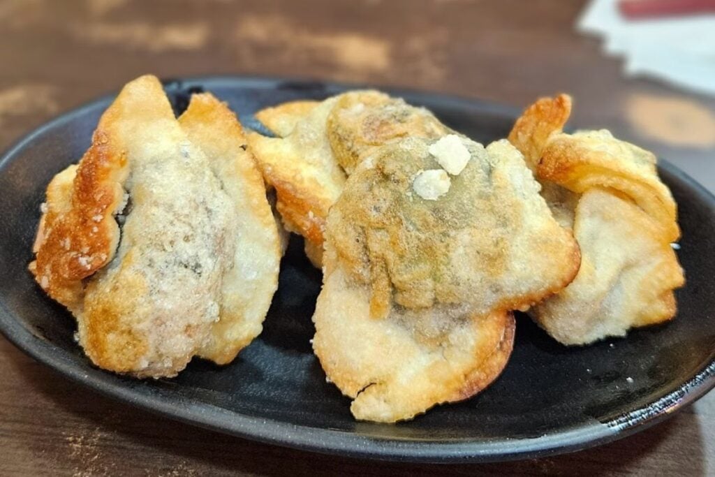 The best restaurants in Sai Ying Pun, from neighbourhood spots to destination dining 11 best restaurants in Sai Ying Pun Northern Dumpling Yuan