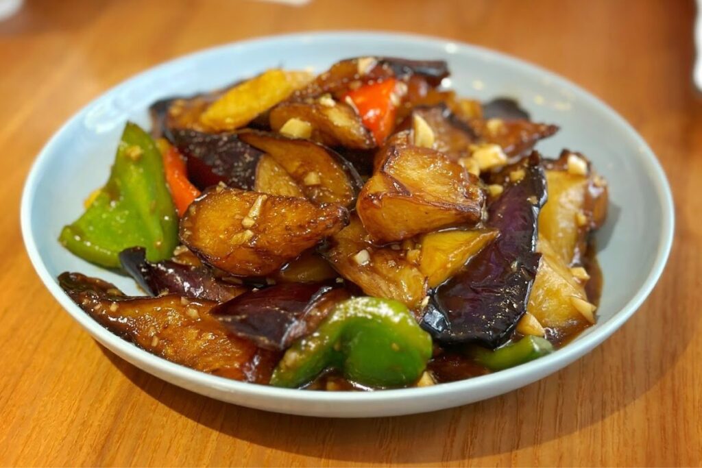 The best restaurants in Sai Ying Pun, from neighbourhood spots to destination dining 12 best restaurants in Sai Ying Pun Tan's Gourmet