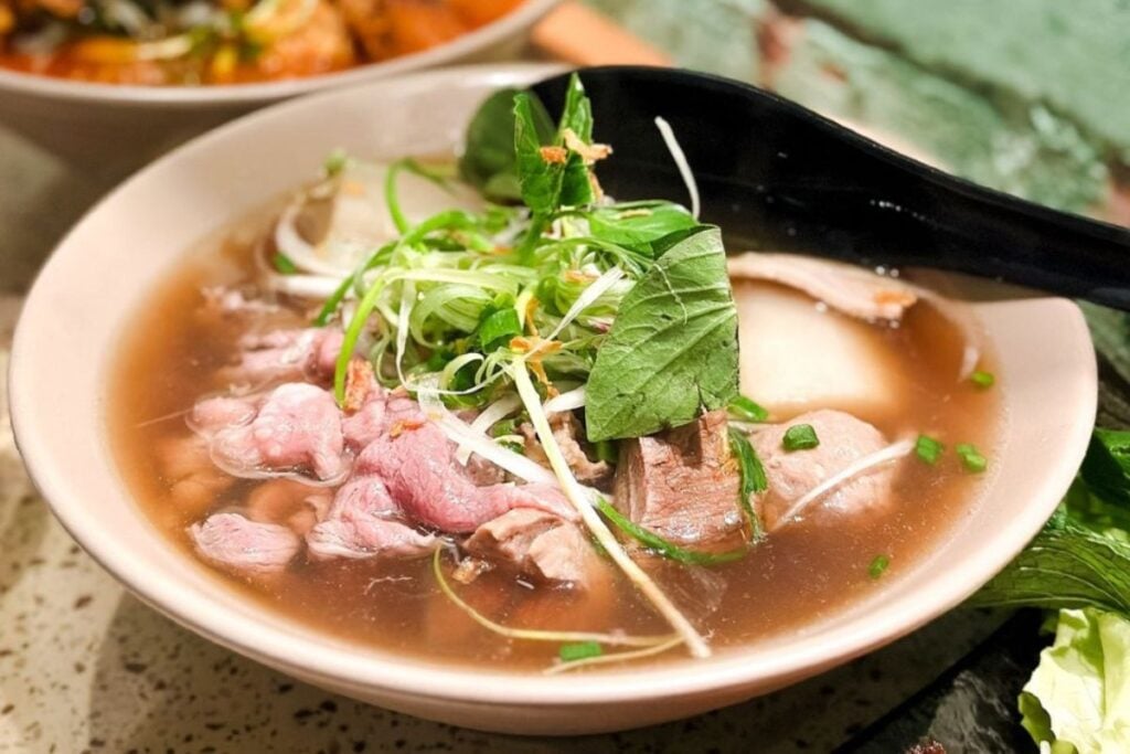 best restaurants Sheung Wan MamAmis