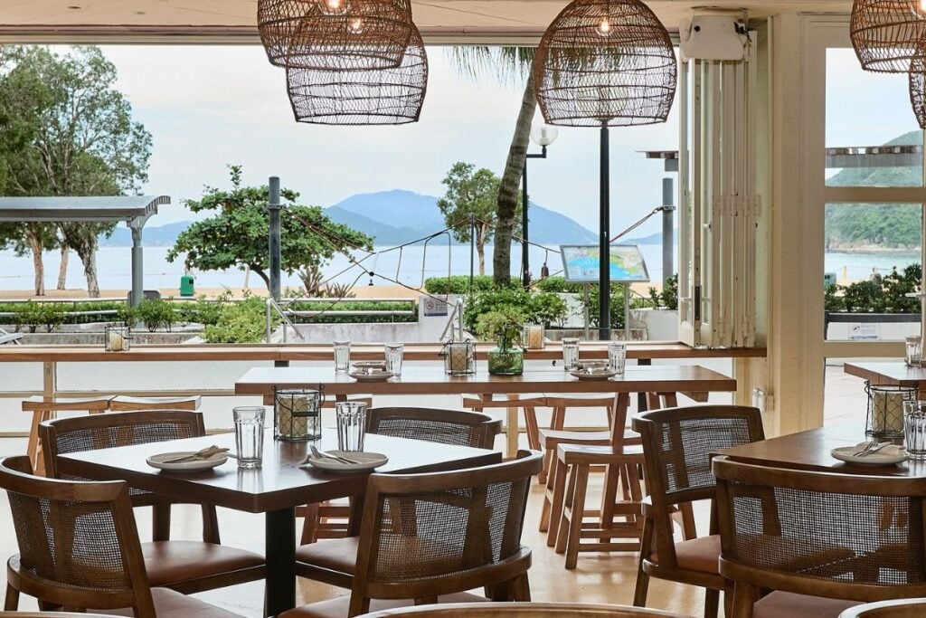 The best restaurants with a view in Hong Kong, from Victoria Harbour to the mountains 5 best restaurants view a view Hong Kong Limewood