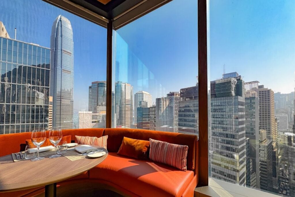 The best restaurants with a view in Hong Kong, from Victoria Harbour to the mountains 6 best restaurants view a view Hong Kong OMAROO Grill