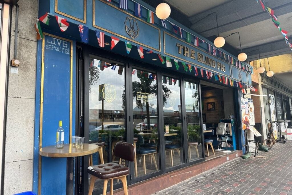 The best sports bars in Hong Kong for live football, rugby, F1, and more 5 best sports bars in Hong Kong live sports The Blind Pig