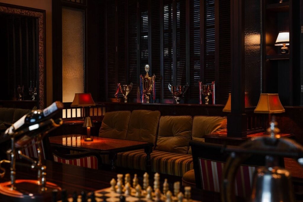 The best sports bars in Hong Kong for live football, rugby, F1, and more 3 Jack's Racquet Bar best sports bars in Hong Kong